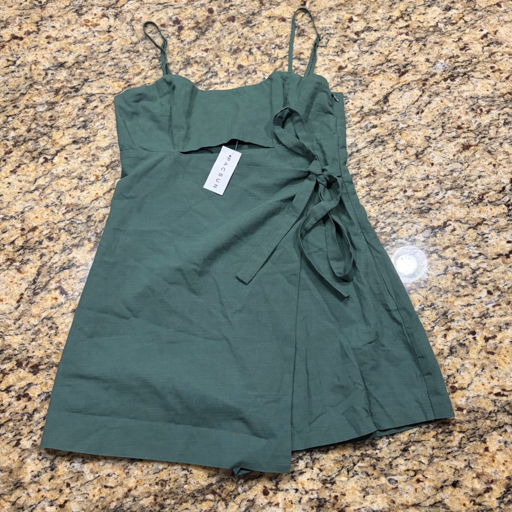 NEW LA Hearts PacSun Green Wrap Front Cutout Romper Sz S ws